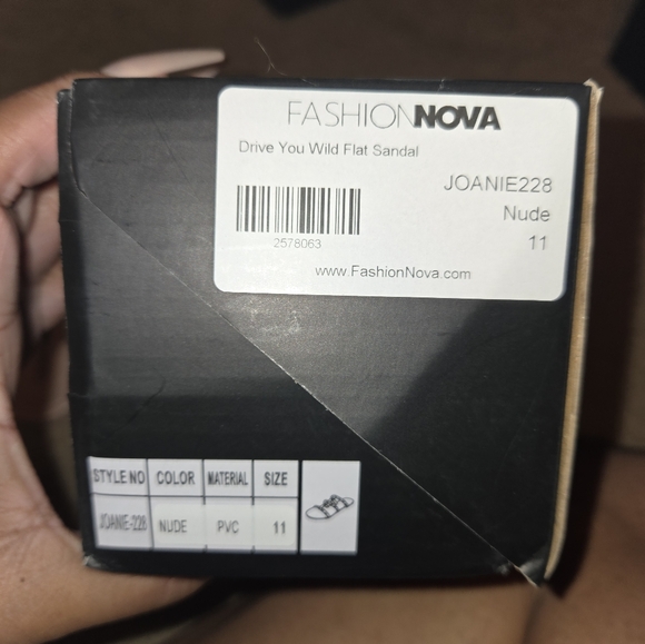 Nude flat sandals - Picture 3 of 3